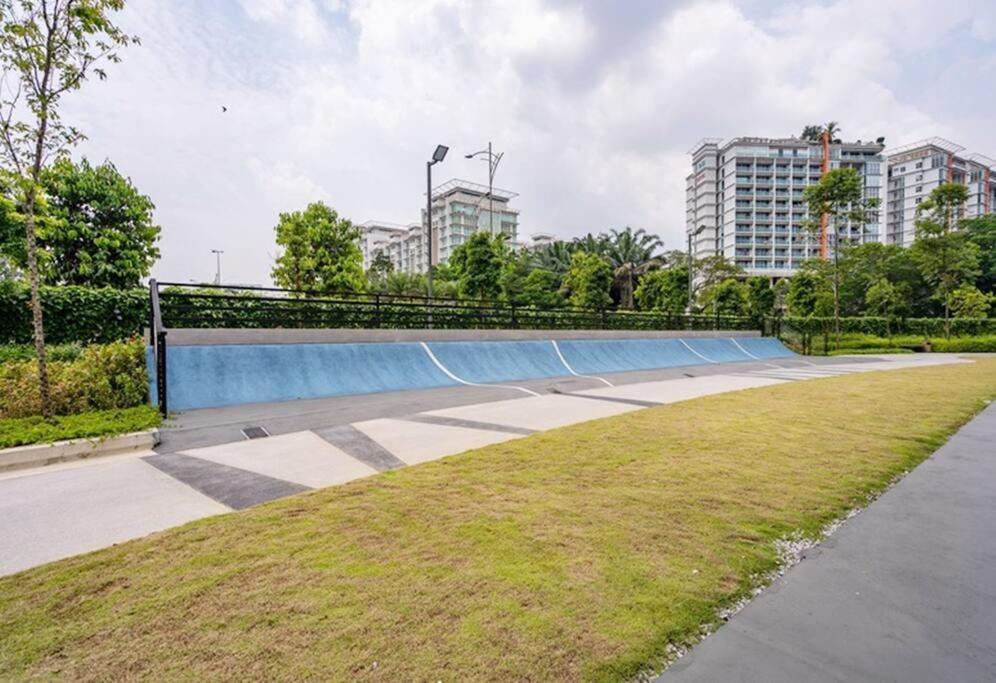 H2O Retreat Studio Home 5Min To Lrt By Premium Stay Petaling Jaya Esterno foto