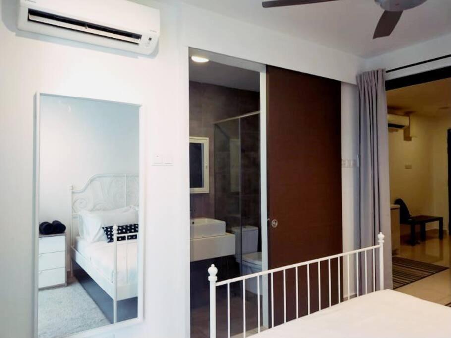 H2O Retreat Studio Home 5Min To Lrt By Premium Stay Petaling Jaya Esterno foto