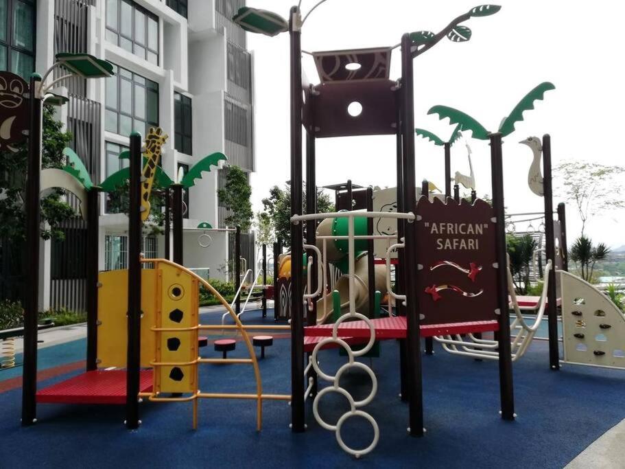 H2O Retreat Studio Home 5Min To Lrt By Premium Stay Petaling Jaya Esterno foto